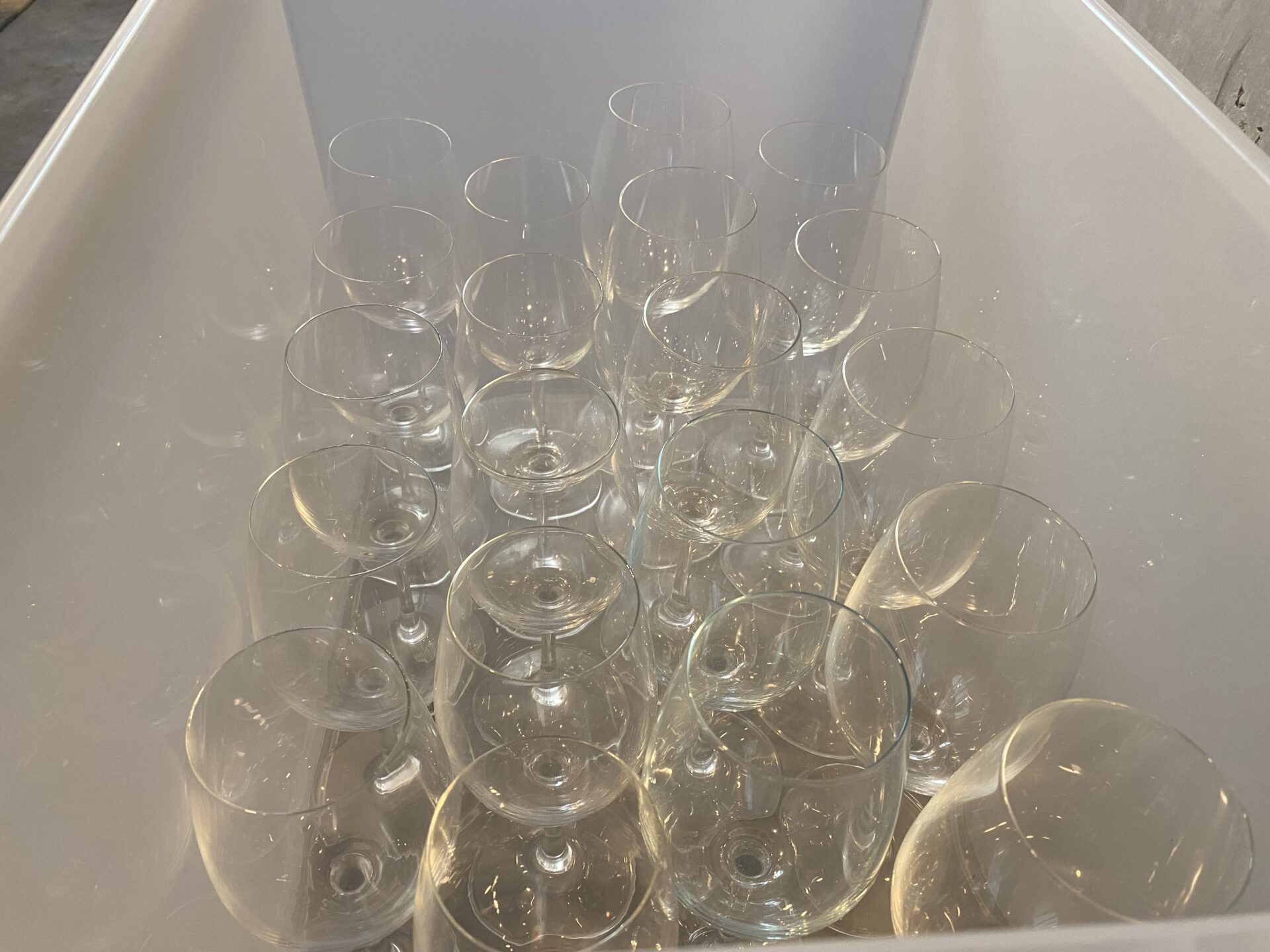 ワイングラスの正しい収納方法 Cachette Secrete Wine Glass